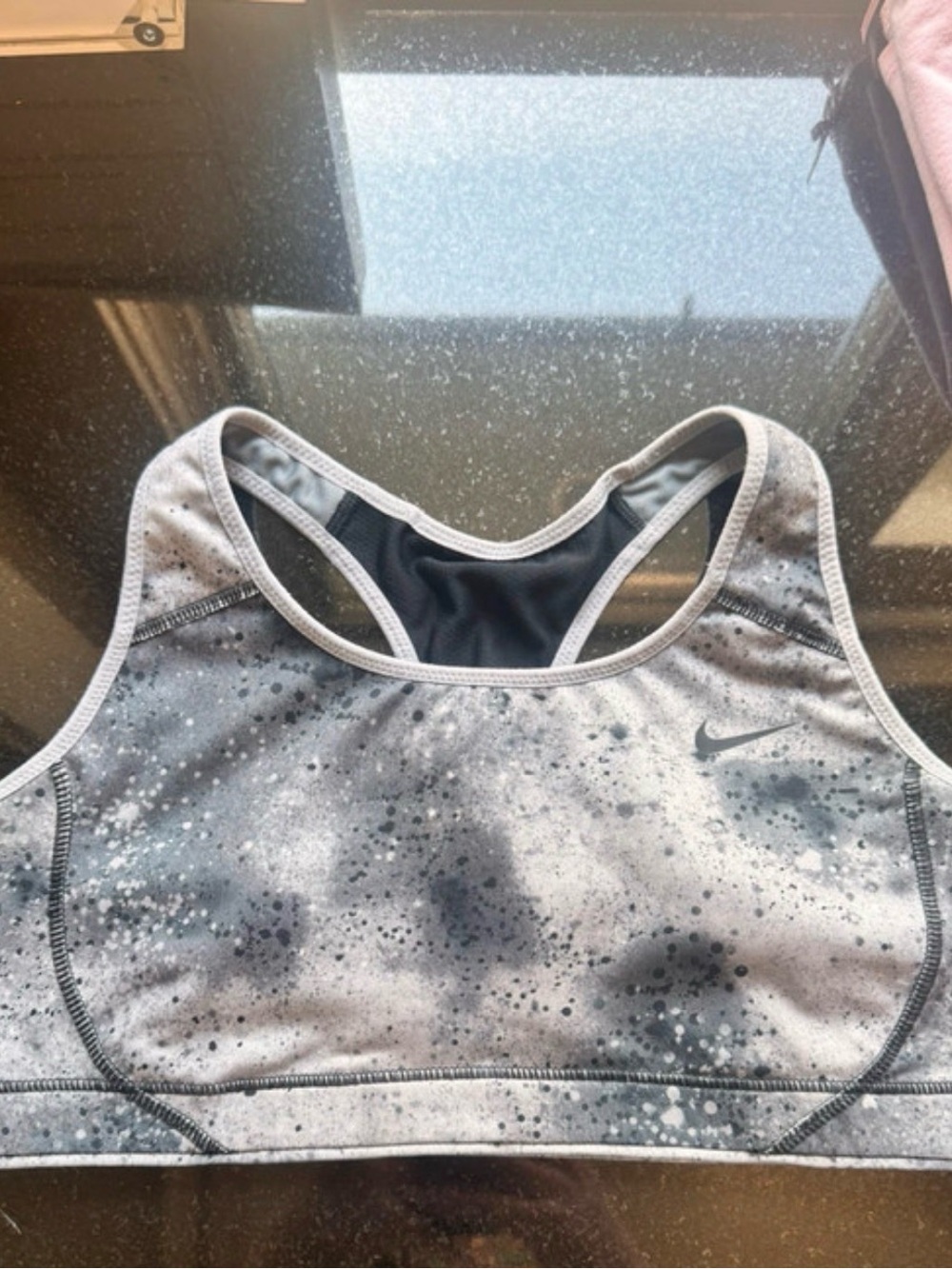 Nike Women’s Black and Gray Speckled Sports Bra